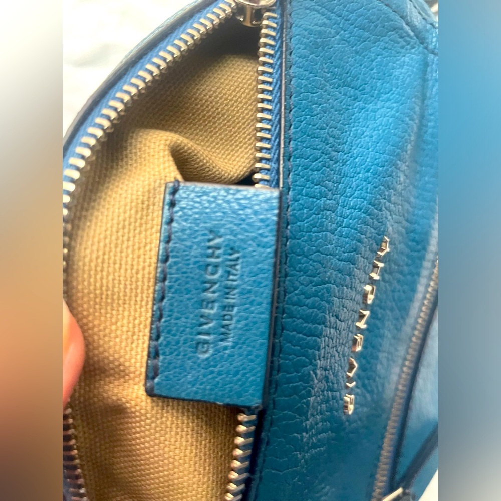 Givenchy Wristlet, Blue - Picture 4 of 8